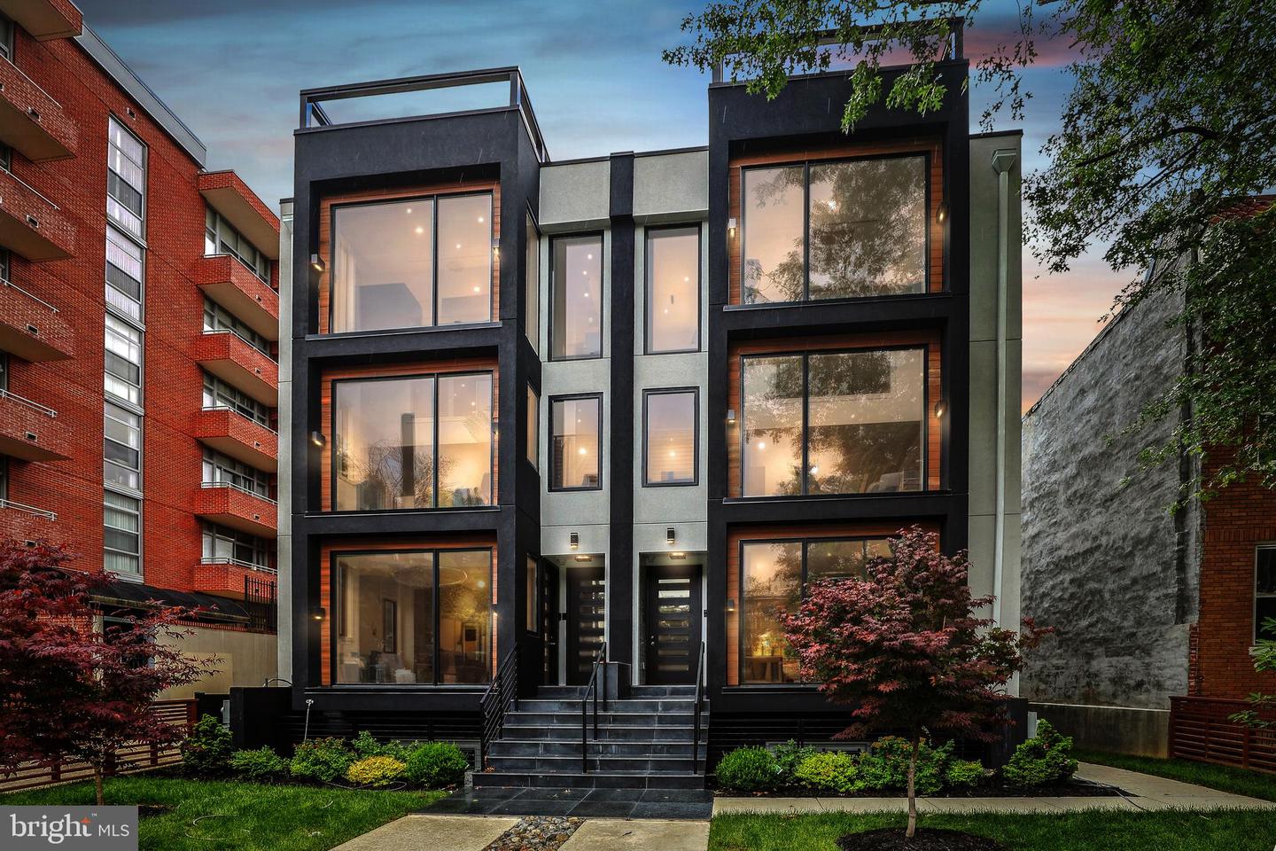 304 K ST NE #2PH, WASHINGTON, District Of Columbia 20002, 3 Bedrooms Bedrooms, ,4 BathroomsBathrooms,Residential,For sale,304 K ST NE #2PH,DCDC2210644 MLS # DCDC2210644