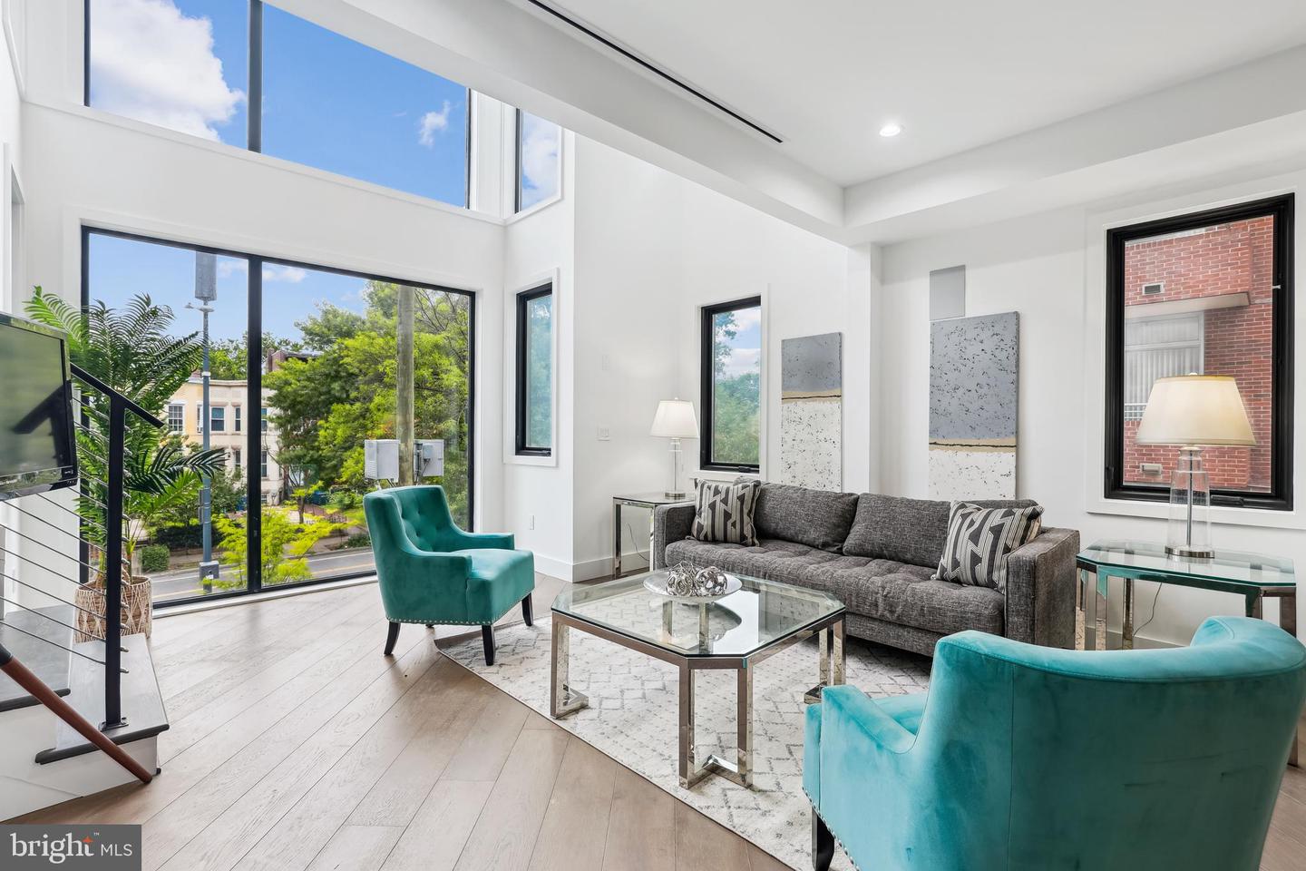 304 K ST NE #2PH, WASHINGTON, District Of Columbia 20002, 3 Bedrooms Bedrooms, ,4 BathroomsBathrooms,Residential,For sale,304 K ST NE #2PH,DCDC2210644 MLS # DCDC2210644