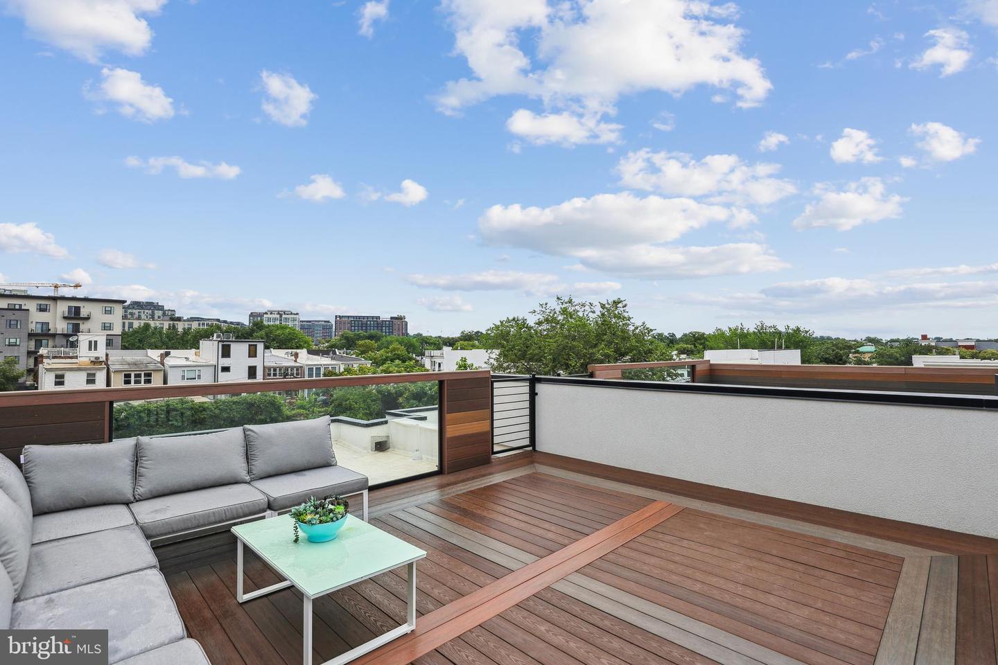 304 K ST NE #2PH, WASHINGTON, District Of Columbia 20002, 3 Bedrooms Bedrooms, ,4 BathroomsBathrooms,Residential,For sale,304 K ST NE #2PH,DCDC2210644 MLS # DCDC2210644