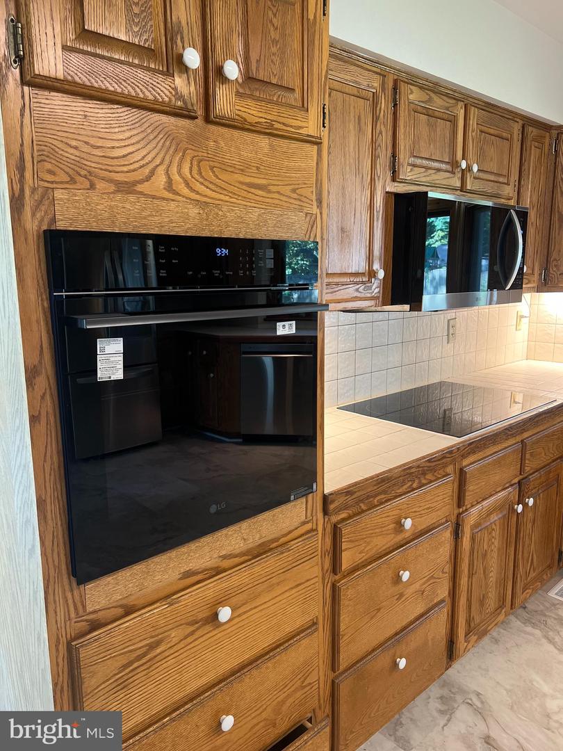 22 BRADDOCK DR, FREDERICKSBURG, Virginia 22405, 4 Bedrooms Bedrooms, ,3 BathroomsBathrooms,Residential,For sale,22 BRADDOCK DR,VAST2040882 MLS # VAST2040882