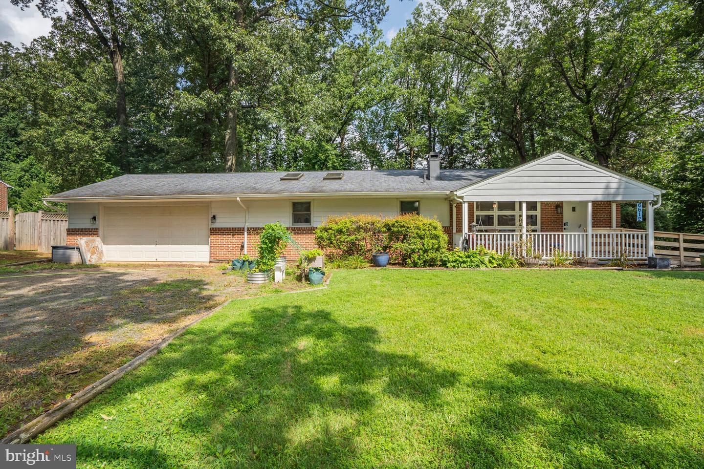 6612 KEENE DR, SPRINGFIELD, Virginia 22152, 3 Bedrooms Bedrooms, ,2 BathroomsBathrooms,Residential,For sale,6612 KEENE DR,VAFX2255782 MLS # VAFX2255782