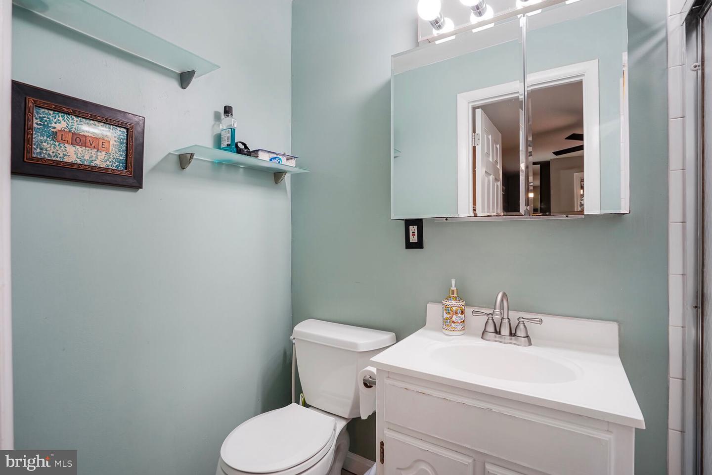 6612 KEENE DR, SPRINGFIELD, Virginia 22152, 3 Bedrooms Bedrooms, ,2 BathroomsBathrooms,Residential,For sale,6612 KEENE DR,VAFX2255782 MLS # VAFX2255782