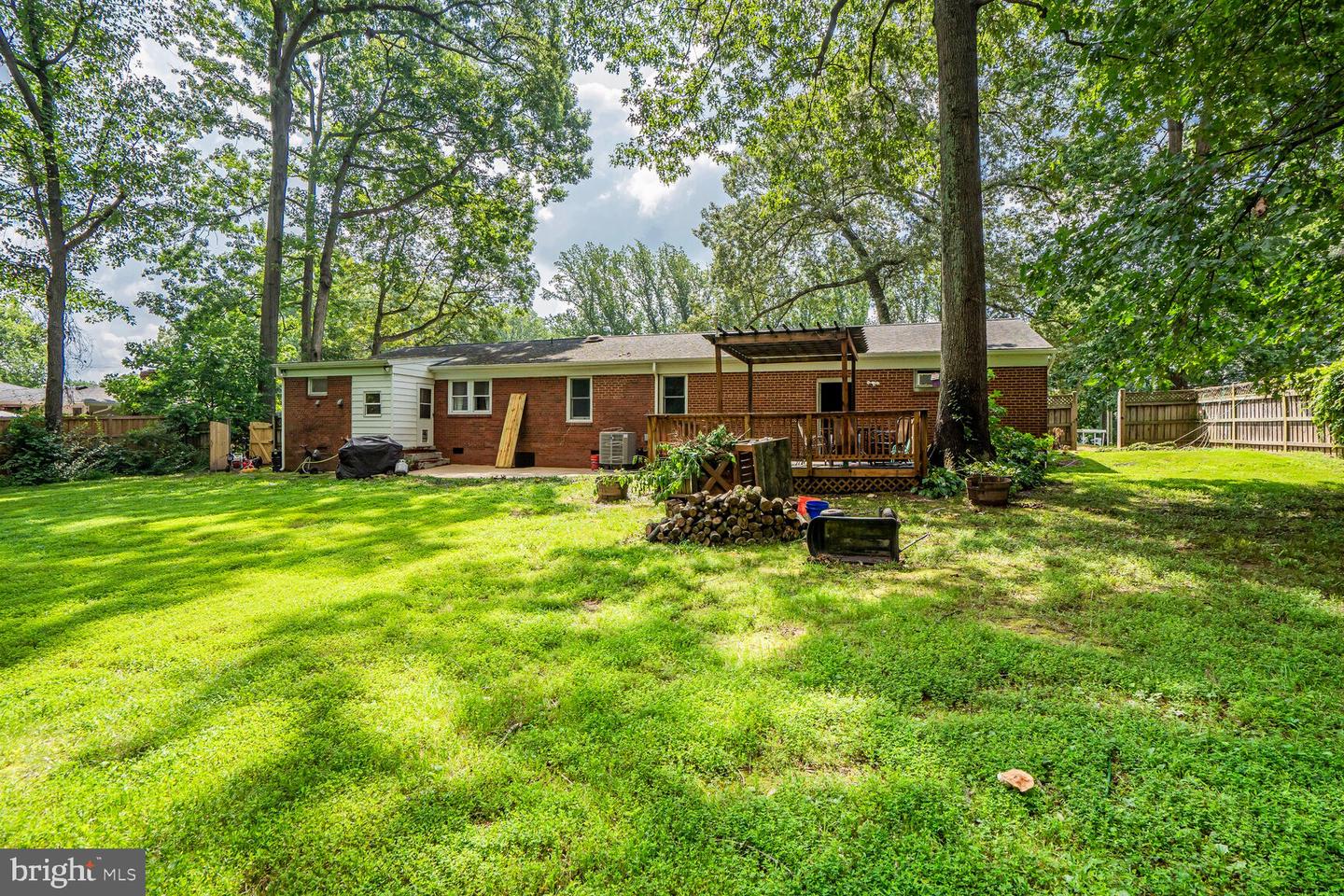 6612 KEENE DR, SPRINGFIELD, Virginia 22152, 3 Bedrooms Bedrooms, ,2 BathroomsBathrooms,Residential,For sale,6612 KEENE DR,VAFX2255782 MLS # VAFX2255782