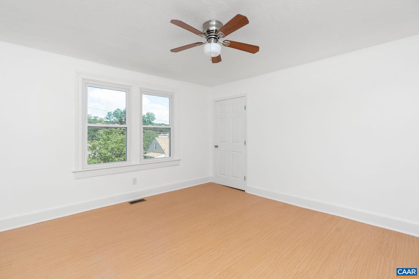 31 BEVERLEY CT, STAUNTON, Virginia 24401, 3 Bedrooms Bedrooms, ,1 BathroomBathrooms,Residential,For sale,31 BEVERLEY CT,666811 MLS # 666811