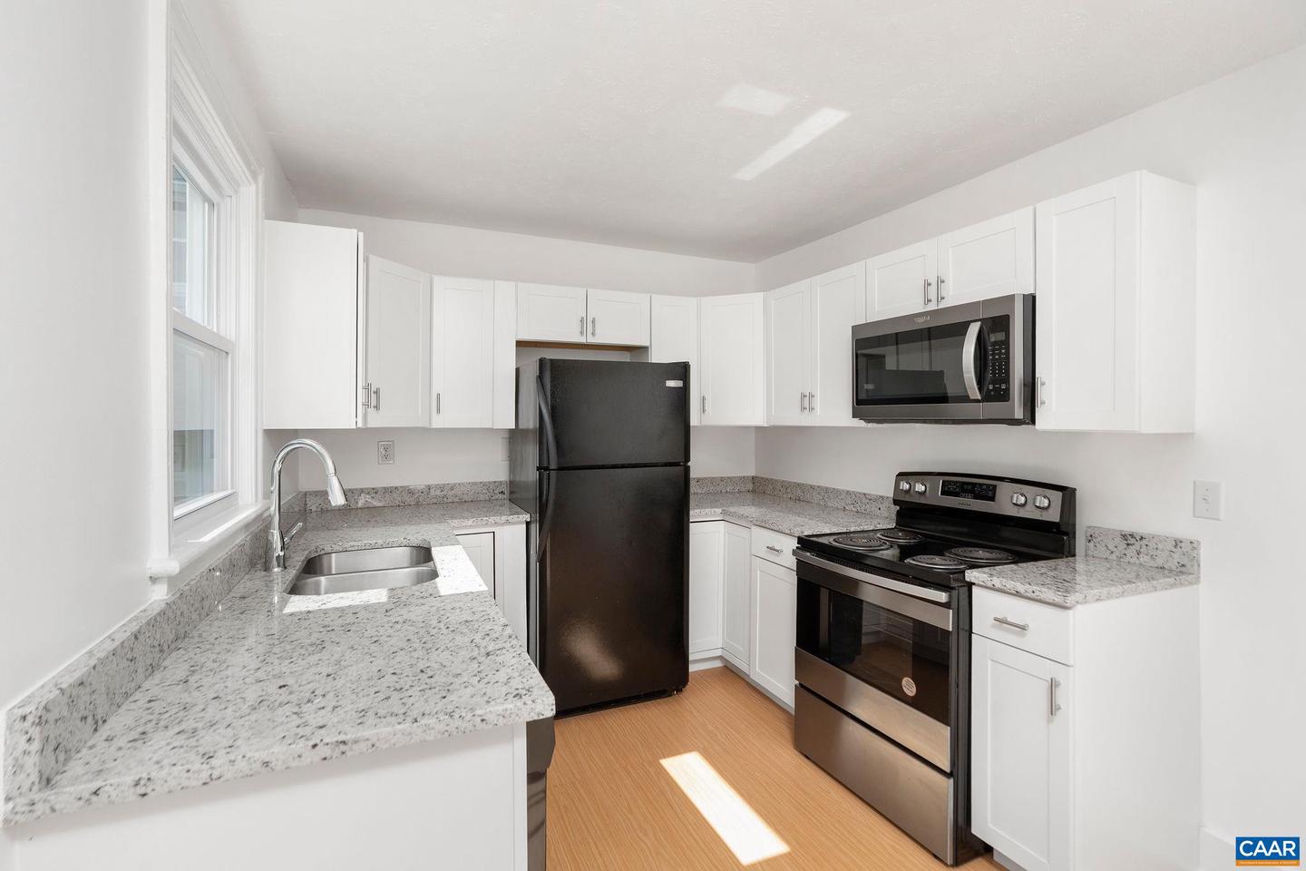 31 BEVERLEY CT, STAUNTON, Virginia 24401, 3 Bedrooms Bedrooms, ,1 BathroomBathrooms,Residential,For sale,31 BEVERLEY CT,666811 MLS # 666811