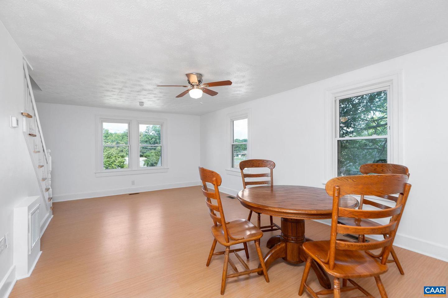 31 BEVERLEY CT, STAUNTON, Virginia 24401, 3 Bedrooms Bedrooms, ,1 BathroomBathrooms,Residential,For sale,31 BEVERLEY CT,666811 MLS # 666811