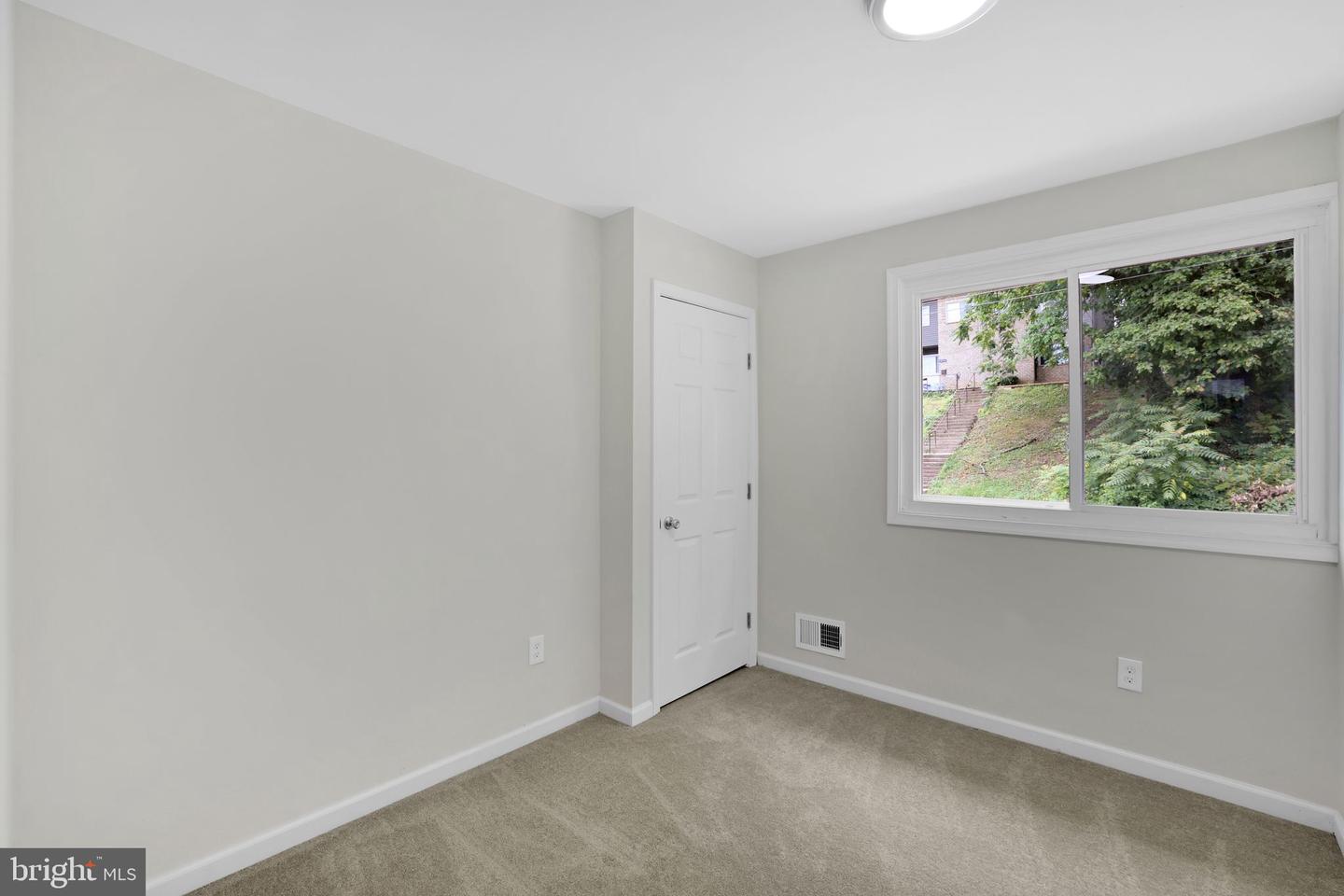 500 47TH PL NE, WASHINGTON, District Of Columbia 20019, 4 Bedrooms Bedrooms, ,3 BathroomsBathrooms,Residential,For sale,500 47TH PL NE,DCDC2210400 MLS # DCDC2210400