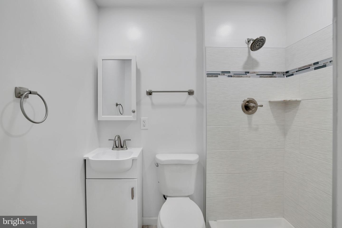 500 47TH PL NE, WASHINGTON, District Of Columbia 20019, 4 Bedrooms Bedrooms, ,3 BathroomsBathrooms,Residential,For sale,500 47TH PL NE,DCDC2210400 MLS # DCDC2210400