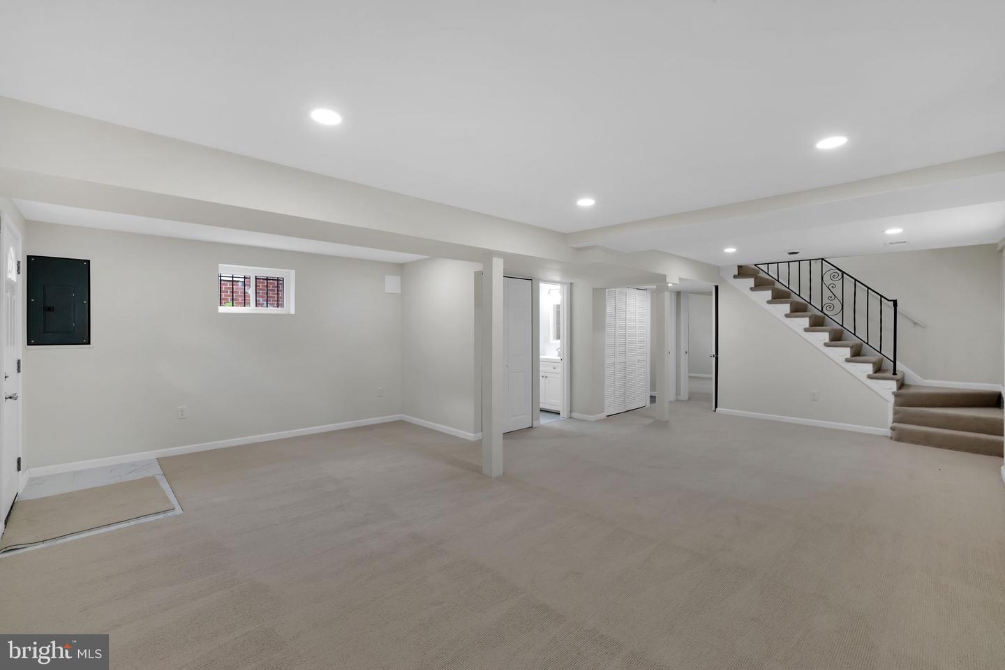 500 47TH PL NE, WASHINGTON, District Of Columbia 20019, 4 Bedrooms Bedrooms, ,3 BathroomsBathrooms,Residential,For sale,500 47TH PL NE,DCDC2210400 MLS # DCDC2210400