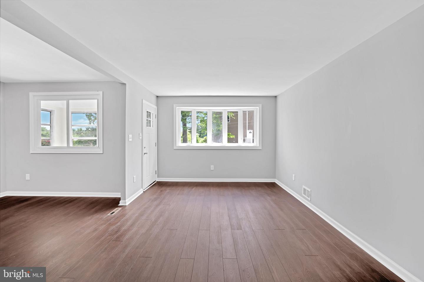 500 47TH PL NE, WASHINGTON, District Of Columbia 20019, 4 Bedrooms Bedrooms, ,3 BathroomsBathrooms,Residential,For sale,500 47TH PL NE,DCDC2210400 MLS # DCDC2210400