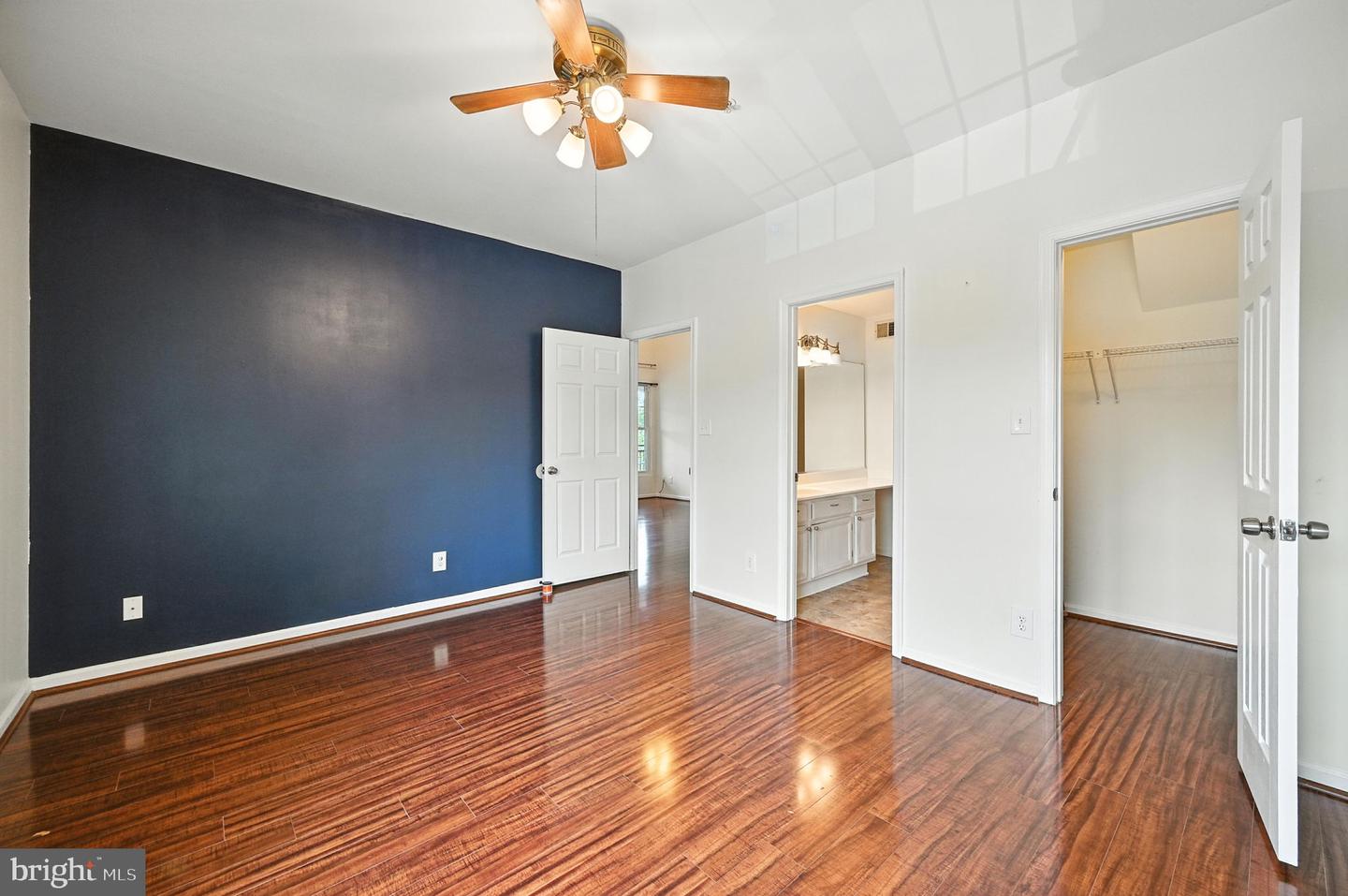 46598 DRYSDALE TER #302, STERLING, Virginia 20165, 2 Bedrooms Bedrooms, ,3 BathroomsBathrooms,Residential,For sale,46598 DRYSDALE TER #302,VALO2102230 MLS # VALO2102230