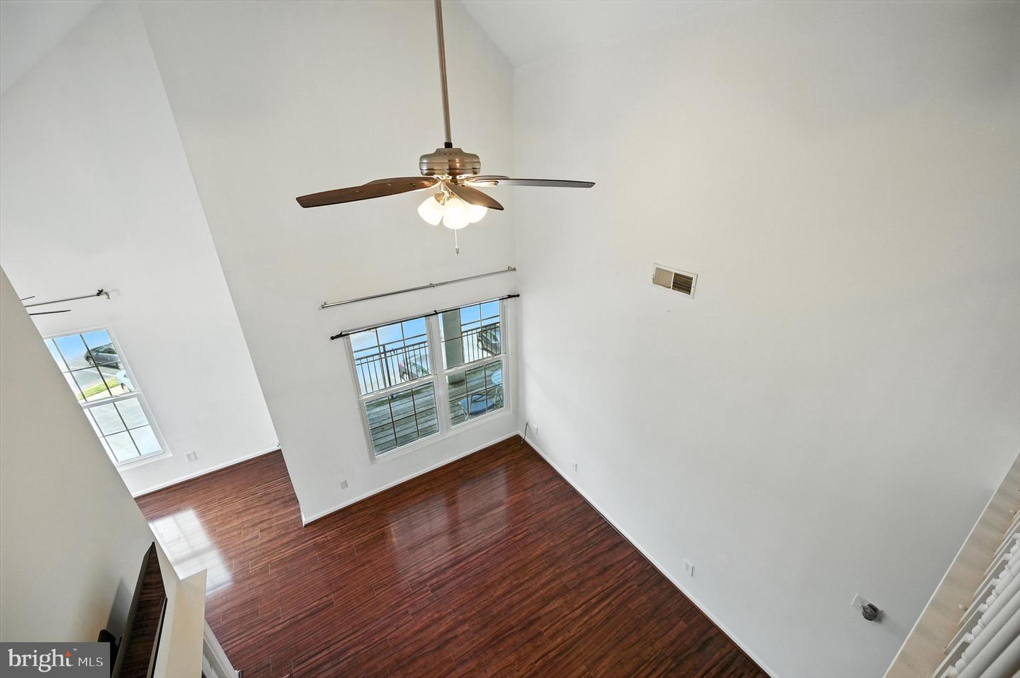 46598 DRYSDALE TER #302, STERLING, Virginia 20165, 2 Bedrooms Bedrooms, ,3 BathroomsBathrooms,Residential,For sale,46598 DRYSDALE TER #302,VALO2102230 MLS # VALO2102230