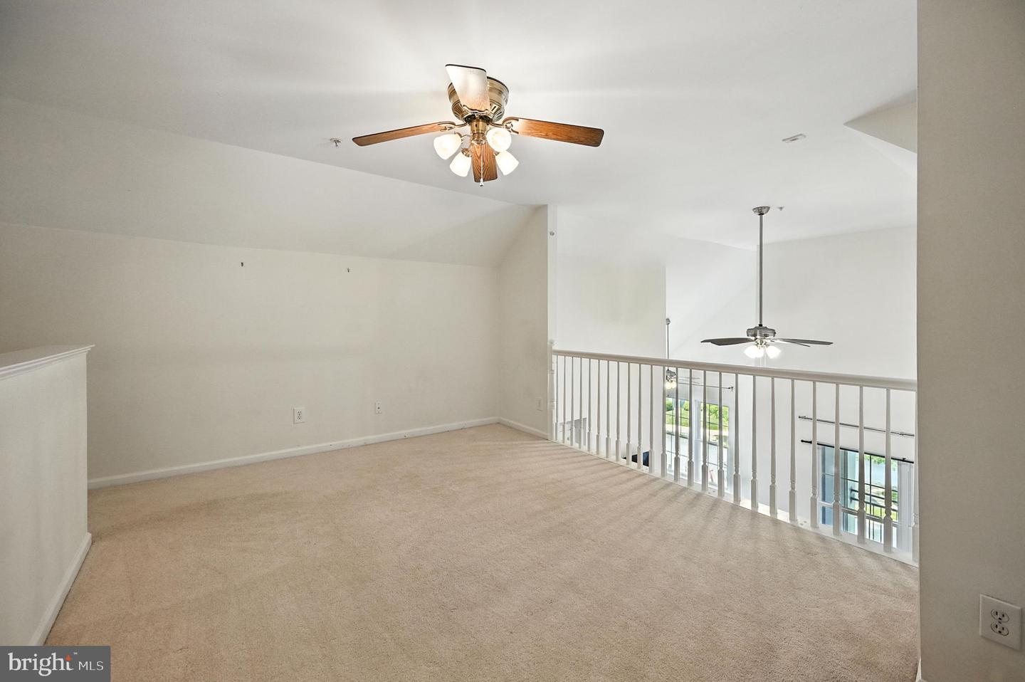 46598 DRYSDALE TER #302, STERLING, Virginia 20165, 2 Bedrooms Bedrooms, ,3 BathroomsBathrooms,Residential,For sale,46598 DRYSDALE TER #302,VALO2102230 MLS # VALO2102230
