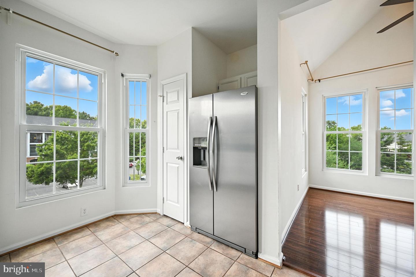 46598 DRYSDALE TER #302, STERLING, Virginia 20165, 2 Bedrooms Bedrooms, ,3 BathroomsBathrooms,Residential,For sale,46598 DRYSDALE TER #302,VALO2102230 MLS # VALO2102230