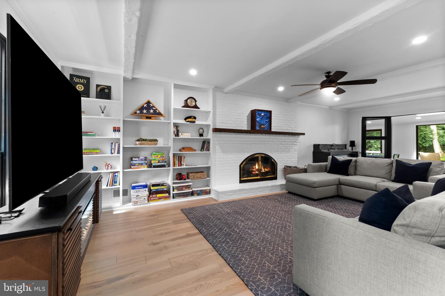 8908 LYNNHURST DR, FAIRFAX, Virginia 22031, 6 Bedrooms Bedrooms, ,4 BathroomsBathrooms,Residential,For sale,8908 LYNNHURST DR,VAFX2255626 MLS # VAFX2255626