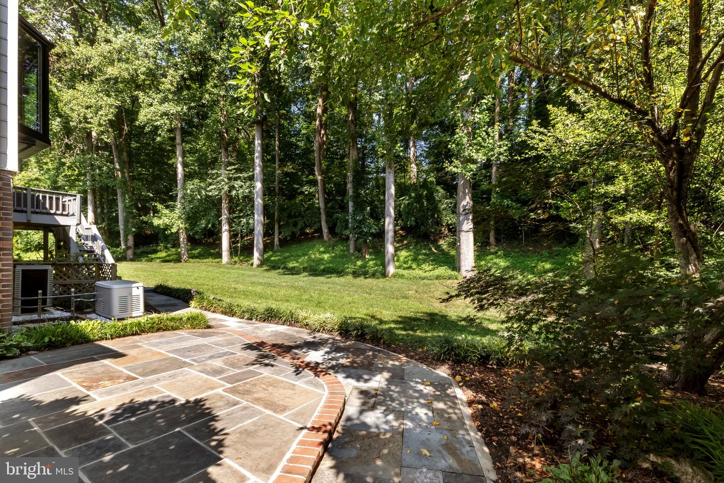8908 LYNNHURST DR, FAIRFAX, Virginia 22031, 6 Bedrooms Bedrooms, ,4 BathroomsBathrooms,Residential,For sale,8908 LYNNHURST DR,VAFX2255626 MLS # VAFX2255626