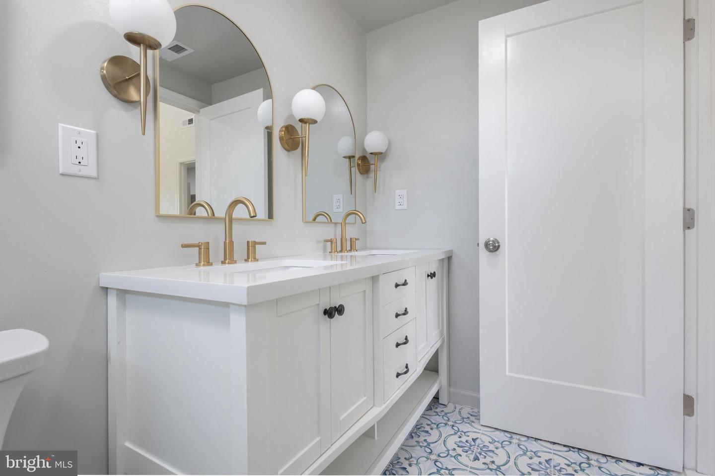1101 LINDEN ST, WOODBRIDGE, Virginia 22191, 4 Bedrooms Bedrooms, ,3 BathroomsBathrooms,Residential,For sale,1101 LINDEN ST,VAPW2099280 MLS # VAPW2099280