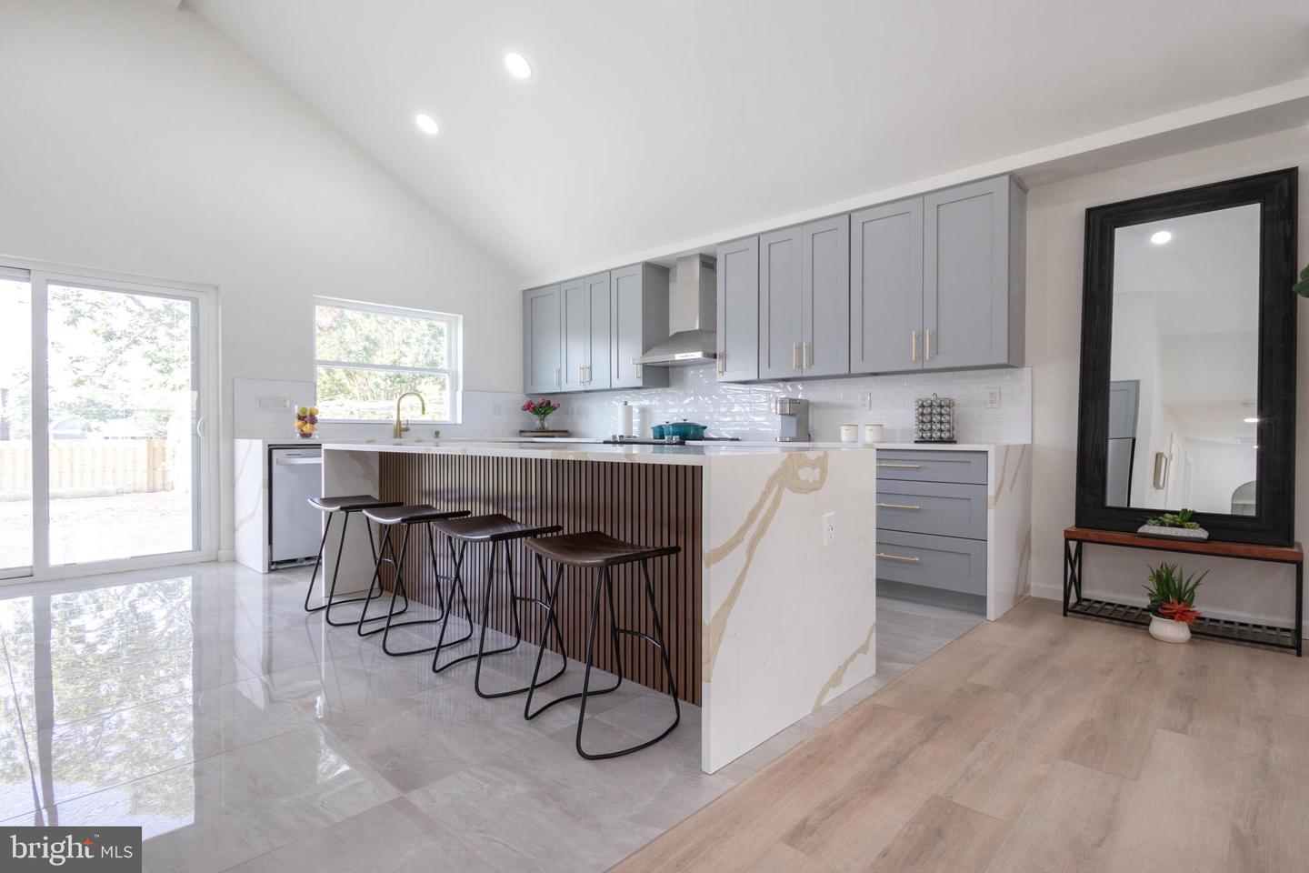 1101 LINDEN ST, WOODBRIDGE, Virginia 22191, 4 Bedrooms Bedrooms, ,3 BathroomsBathrooms,Residential,For sale,1101 LINDEN ST,VAPW2099280 MLS # VAPW2099280