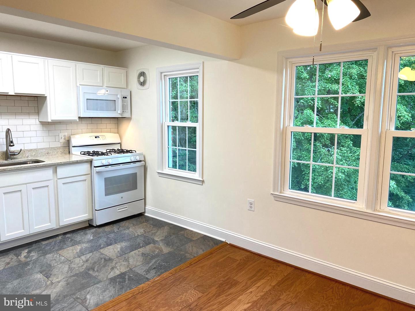 1801 BELLE VIEW BLVD #C2, ALEXANDRIA, Virginia 22307, 2 Bedrooms Bedrooms, ,1 BathroomBathrooms,Residential,For sale,1801 BELLE VIEW BLVD #C2,VAFX2255666 MLS # VAFX2255666