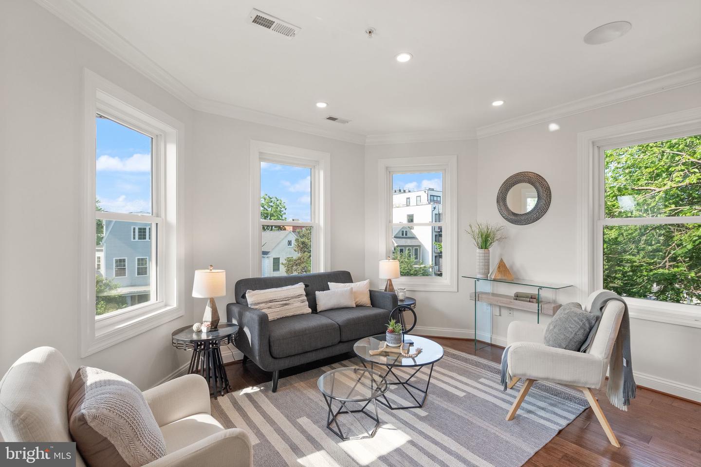 817 VARNUM ST NW #3, WASHINGTON, District Of Columbia 20011, 2 Bedrooms Bedrooms, ,2 BathroomsBathrooms,Residential,For sale,817 VARNUM ST NW #3,DCDC2210504 MLS # DCDC2210504