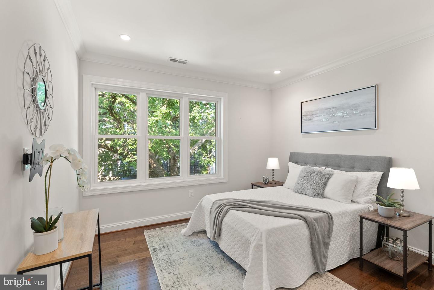 817 VARNUM ST NW #3, WASHINGTON, District Of Columbia 20011, 2 Bedrooms Bedrooms, ,2 BathroomsBathrooms,Residential,For sale,817 VARNUM ST NW #3,DCDC2210504 MLS # DCDC2210504