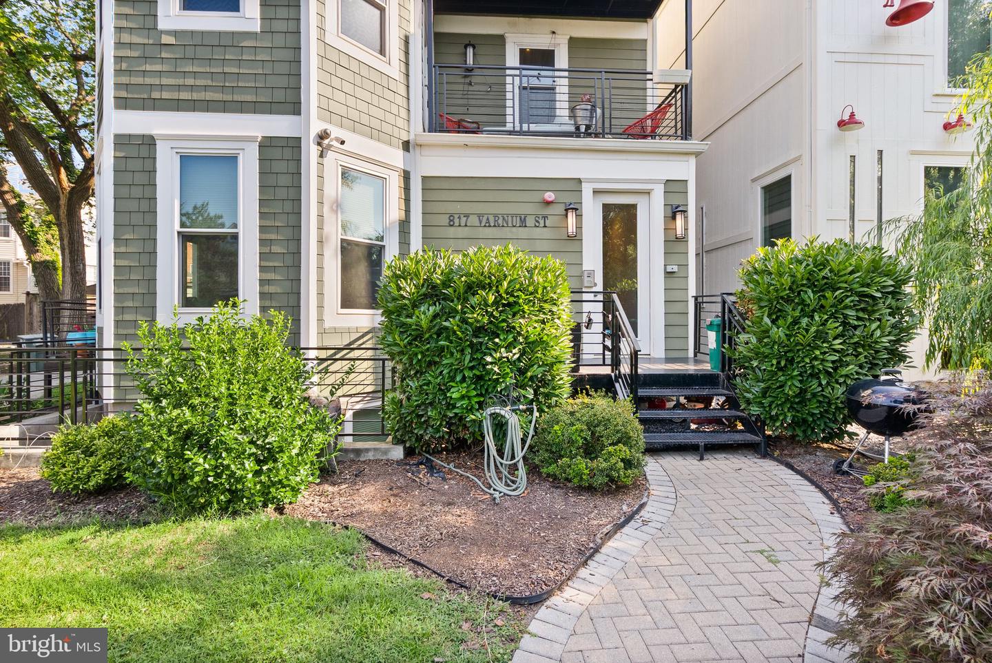 817 VARNUM ST NW #3, WASHINGTON, District Of Columbia 20011, 2 Bedrooms Bedrooms, ,2 BathroomsBathrooms,Residential,For sale,817 VARNUM ST NW #3,DCDC2210504 MLS # DCDC2210504