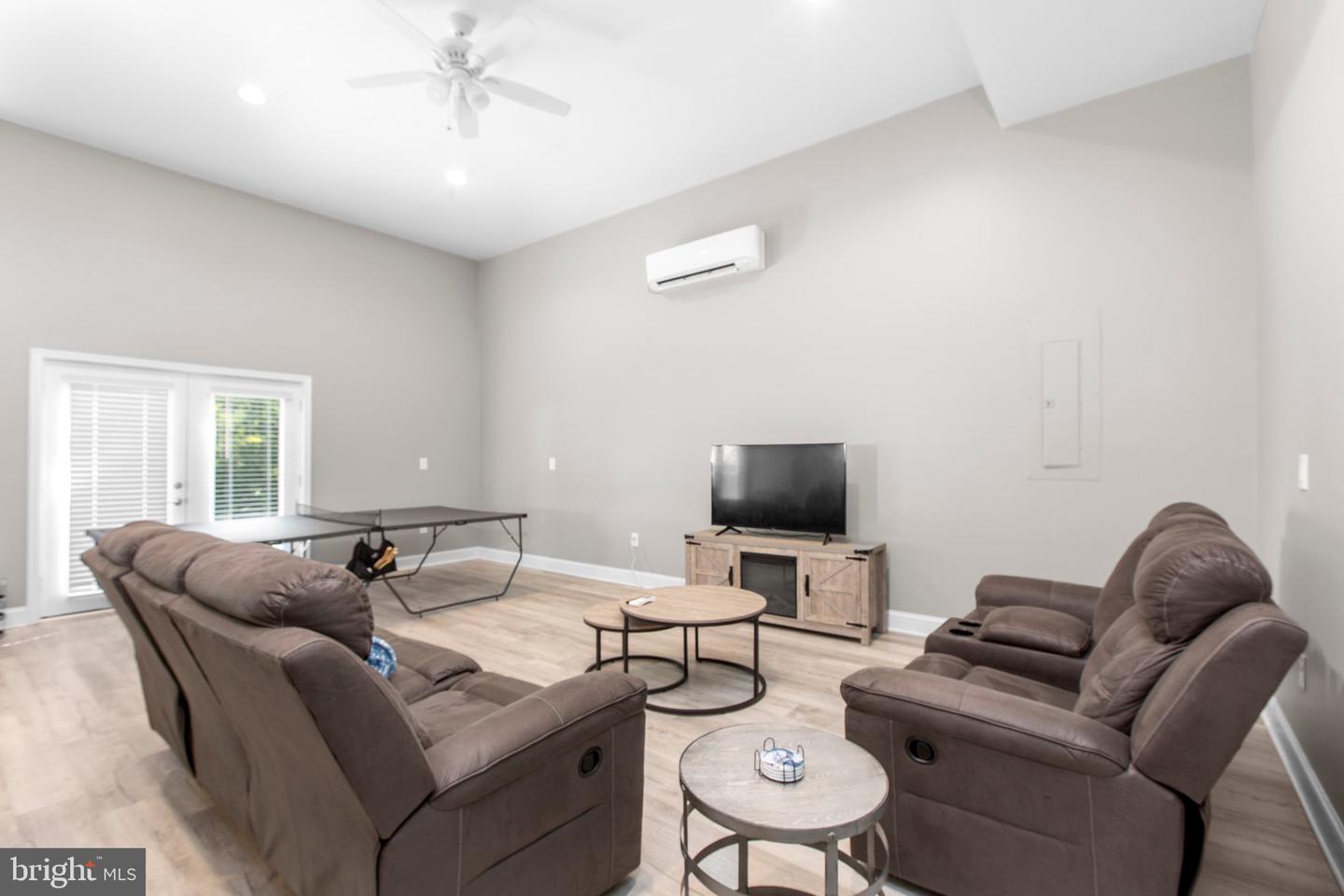 8314 OLD MILL LN, SPOTSYLVANIA, Virginia 22551, 4 Bedrooms Bedrooms, ,3 BathroomsBathrooms,Residential,For sale,8314 OLD MILL LN,VASP2034716 MLS # VASP2034716