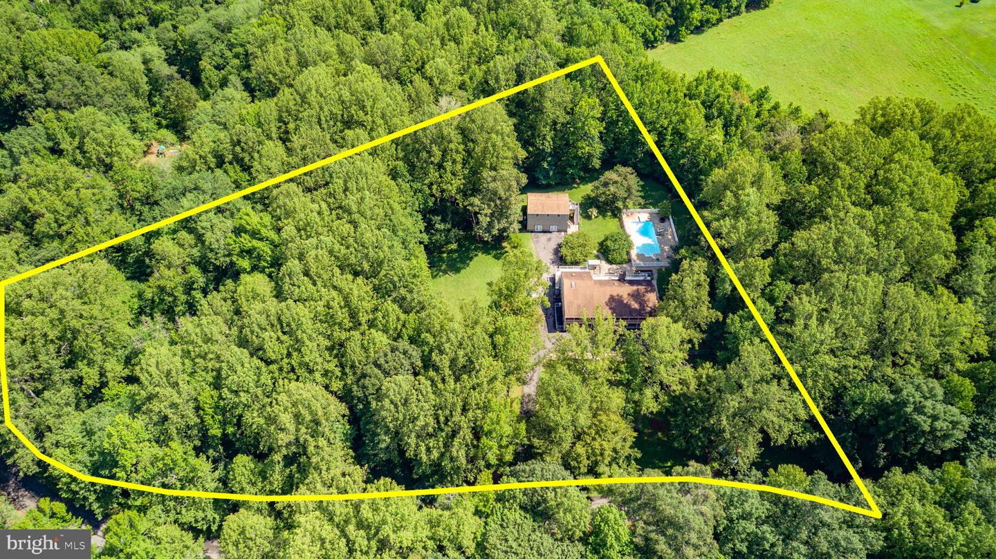 8314 OLD MILL LN, SPOTSYLVANIA, Virginia 22551, 4 Bedrooms Bedrooms, ,3 BathroomsBathrooms,Residential,For sale,8314 OLD MILL LN,VASP2034716 MLS # VASP2034716