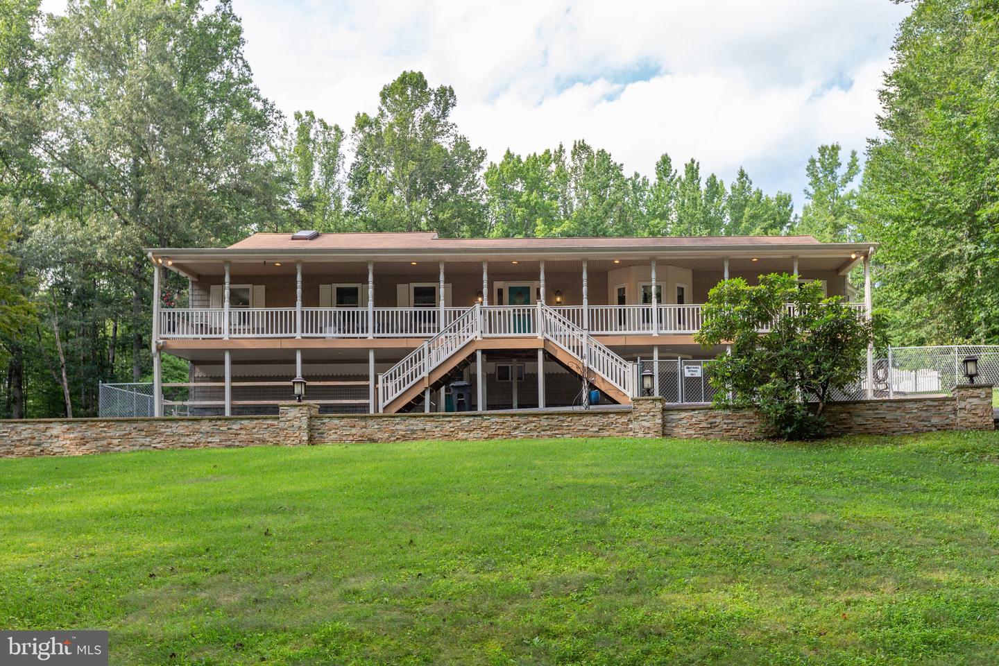 8314 OLD MILL LN, SPOTSYLVANIA, Virginia 22551, 4 Bedrooms Bedrooms, ,3 BathroomsBathrooms,Residential,For sale,8314 OLD MILL LN,VASP2034716 MLS # VASP2034716