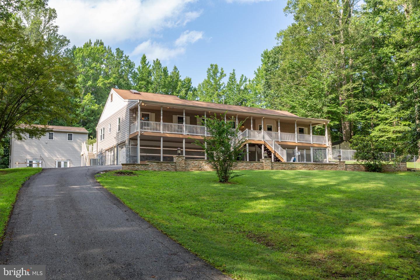 8314 OLD MILL LN, SPOTSYLVANIA, Virginia 22551, 4 Bedrooms Bedrooms, ,3 BathroomsBathrooms,Residential,For sale,8314 OLD MILL LN,VASP2034716 MLS # VASP2034716