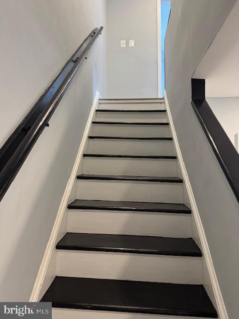 2316 SOUTHERN AVE SE, WASHINGTON, District Of Columbia 20020, 2 Bedrooms Bedrooms, ,3 BathroomsBathrooms,Residential,For sale,2316 SOUTHERN AVE SE,DCDC2210438 MLS # DCDC2210438