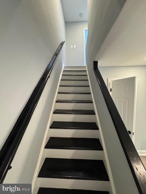 2316 SOUTHERN AVE SE, WASHINGTON, District Of Columbia 20020, 2 Bedrooms Bedrooms, ,3 BathroomsBathrooms,Residential,For sale,2316 SOUTHERN AVE SE,DCDC2210438 MLS # DCDC2210438