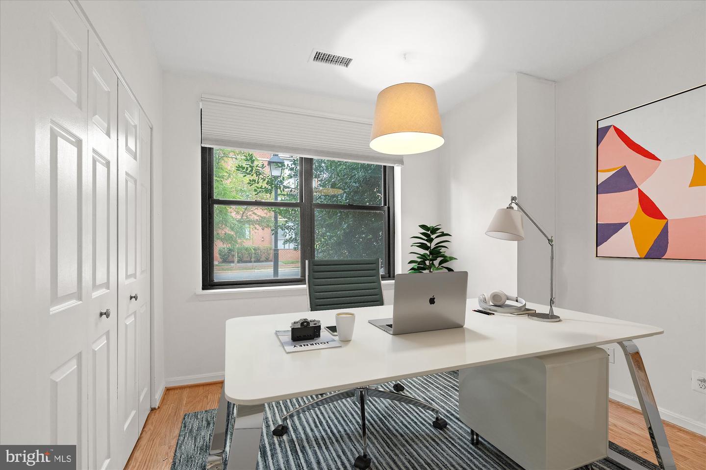 1200 BRADDOCK PL #111, ALEXANDRIA, Virginia 22314, 3 Bedrooms Bedrooms, ,2 BathroomsBathrooms,Residential,For sale,1200 BRADDOCK PL #111,VAAX2047496 MLS # VAAX2047496