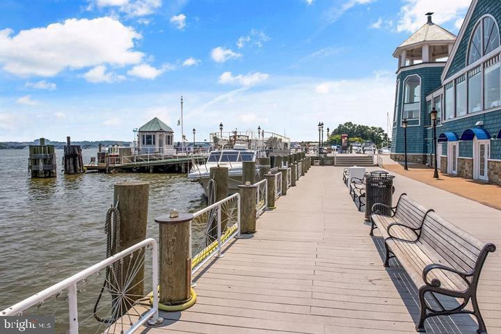 1200 BRADDOCK PL #111, ALEXANDRIA, Virginia 22314, 3 Bedrooms Bedrooms, ,2 BathroomsBathrooms,Residential,For sale,1200 BRADDOCK PL #111,VAAX2047496 MLS # VAAX2047496