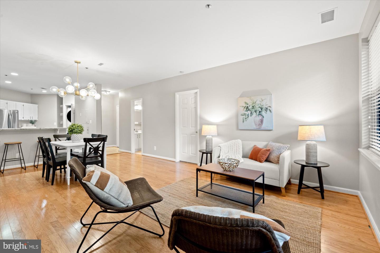 1200 BRADDOCK PL #111, ALEXANDRIA, Virginia 22314, 3 Bedrooms Bedrooms, ,2 BathroomsBathrooms,Residential,For sale,1200 BRADDOCK PL #111,VAAX2047496 MLS # VAAX2047496