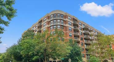 1200 BRADDOCK PL #111, ALEXANDRIA, Virginia 22314, 3 Bedrooms Bedrooms, ,2 BathroomsBathrooms,Residential,For sale,1200 BRADDOCK PL #111,VAAX2047496 MLS # VAAX2047496