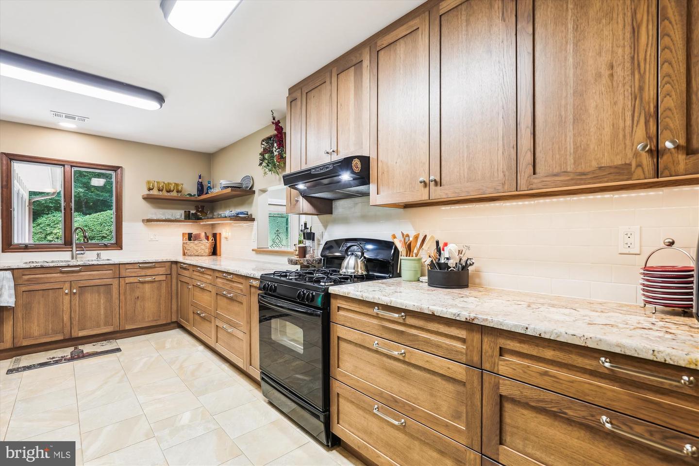 6368 YATES FORD RD, MANASSAS, Virginia 20111, 6 Bedrooms Bedrooms, ,4 BathroomsBathrooms,Residential,For sale,6368 YATES FORD RD,VAPW2099322 MLS # VAPW2099322