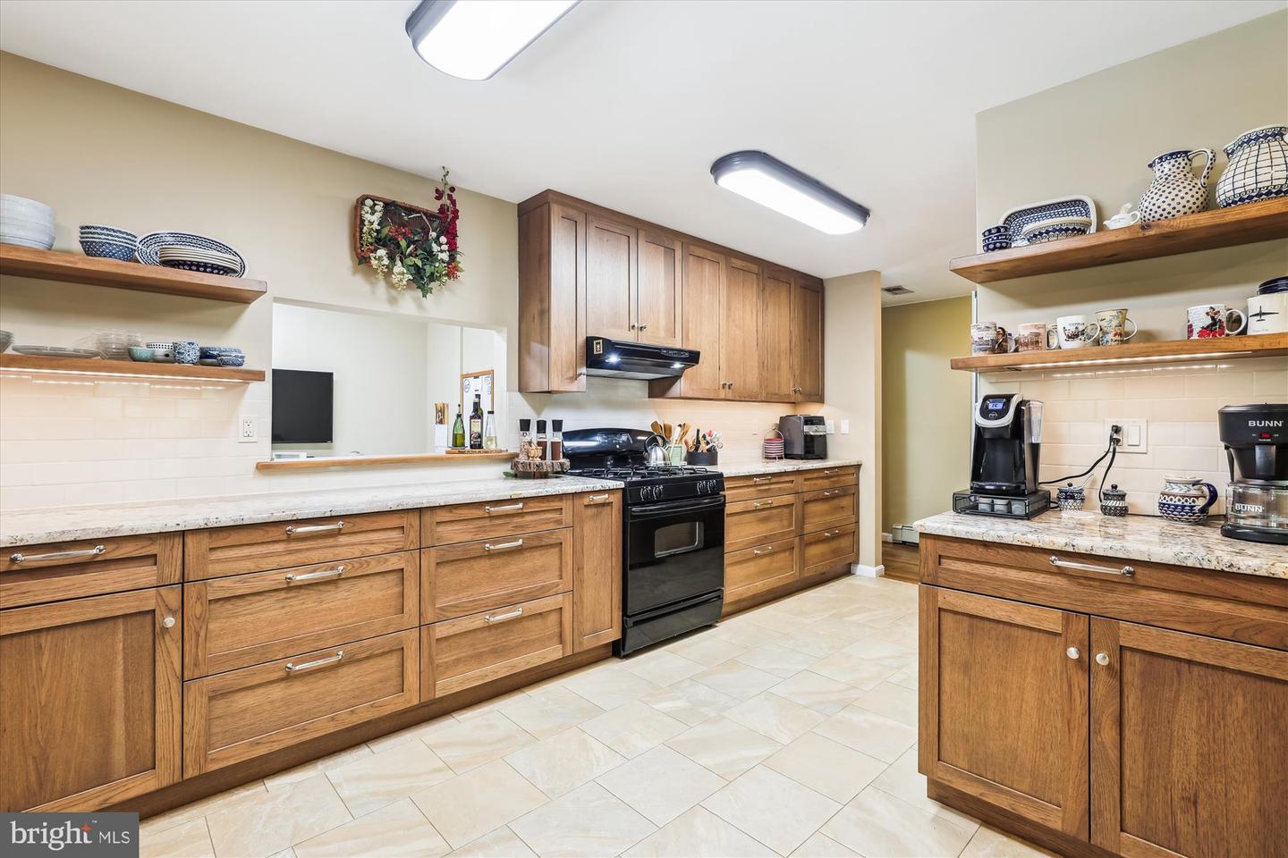 6368 YATES FORD RD, MANASSAS, Virginia 20111, 6 Bedrooms Bedrooms, ,4 BathroomsBathrooms,Residential,For sale,6368 YATES FORD RD,VAPW2099322 MLS # VAPW2099322