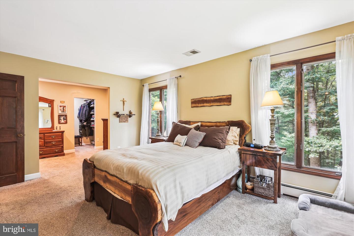 6368 YATES FORD RD, MANASSAS, Virginia 20111, 6 Bedrooms Bedrooms, ,4 BathroomsBathrooms,Residential,For sale,6368 YATES FORD RD,VAPW2099322 MLS # VAPW2099322