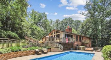 6368 YATES FORD RD, MANASSAS, Virginia 20111, 6 Bedrooms Bedrooms, ,4 BathroomsBathrooms,Residential,For sale,6368 YATES FORD RD,VAPW2099322 MLS # VAPW2099322
