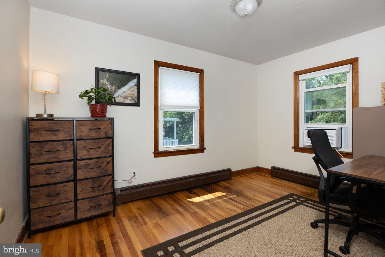 122 FRASER LN, STAUNTON, Virginia 24401, 2 Bedrooms Bedrooms, ,1 BathroomBathrooms,Residential,For sale,122 FRASER LN,VASC2000690 MLS # VASC2000690