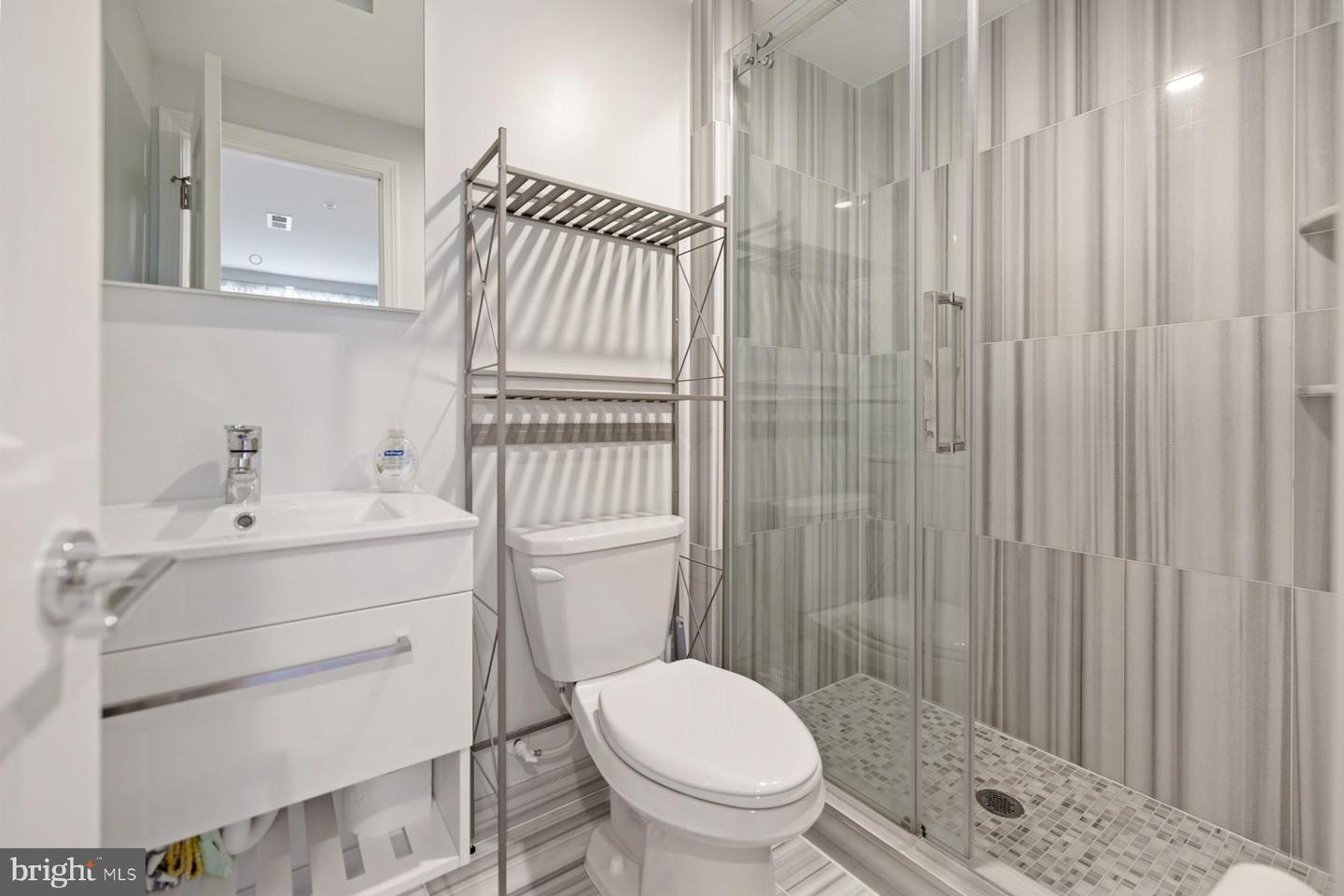 5024 9TH ST NW #301, WASHINGTON, District Of Columbia 20011, 2 Bedrooms Bedrooms, ,2 BathroomsBathrooms,Residential,For sale,5024 9TH ST NW #301,DCDC2171050 MLS # DCDC2171050
