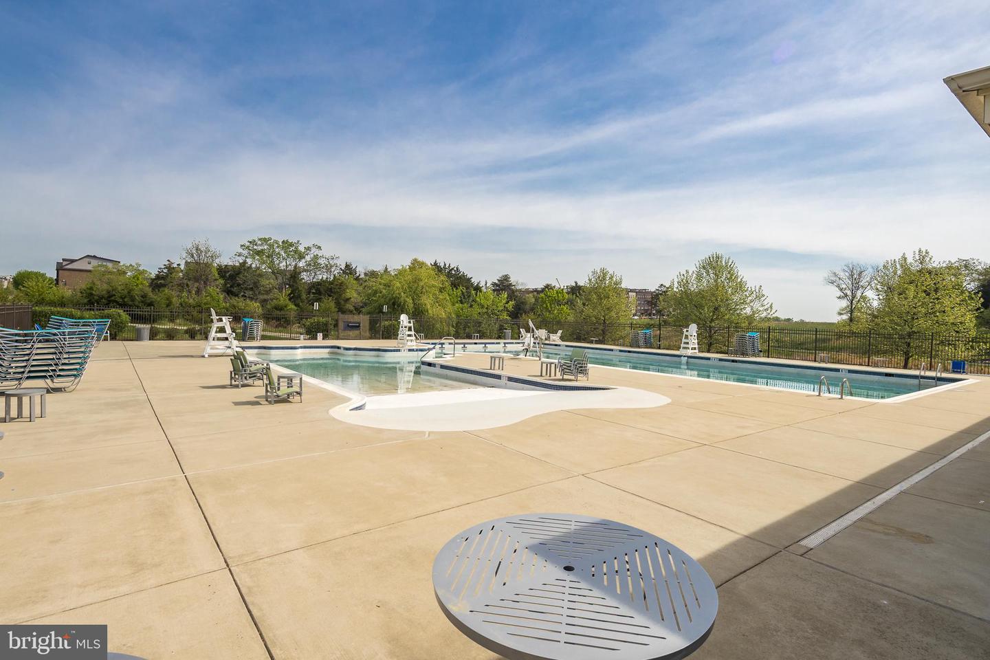 22355 EXE SQ, ASHBURN, Virginia 20148, 3 Bedrooms Bedrooms, ,3 BathroomsBathrooms,Residential,For sale,22355 EXE SQ,VALO2094740 MLS # VALO2094740