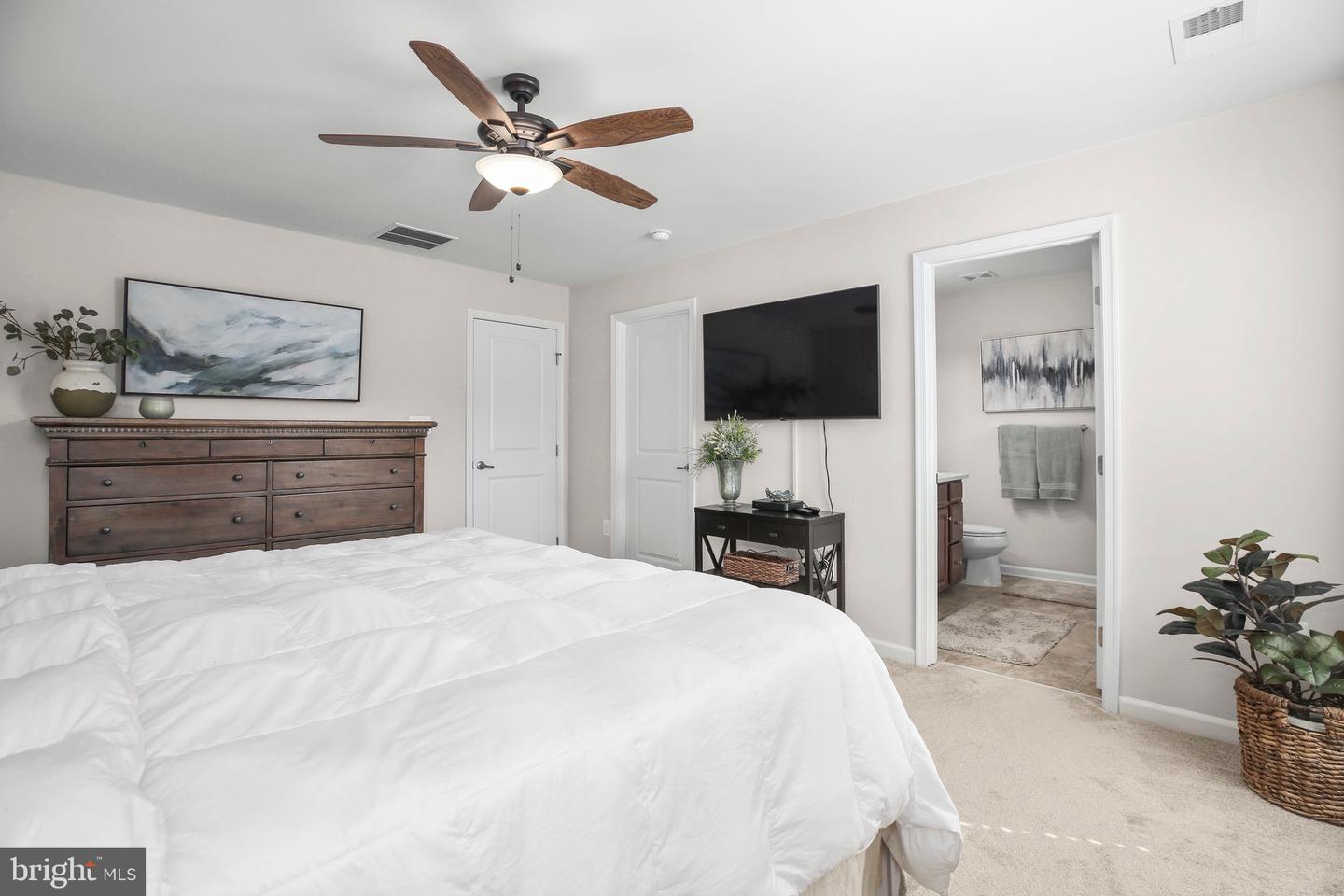 2106 HAYS ST, FREDERICKSBURG, Virginia 22401, 3 Bedrooms Bedrooms, ,2 BathroomsBathrooms,Residential,For sale,2106 HAYS ST,VAFB2008328 MLS # VAFB2008328