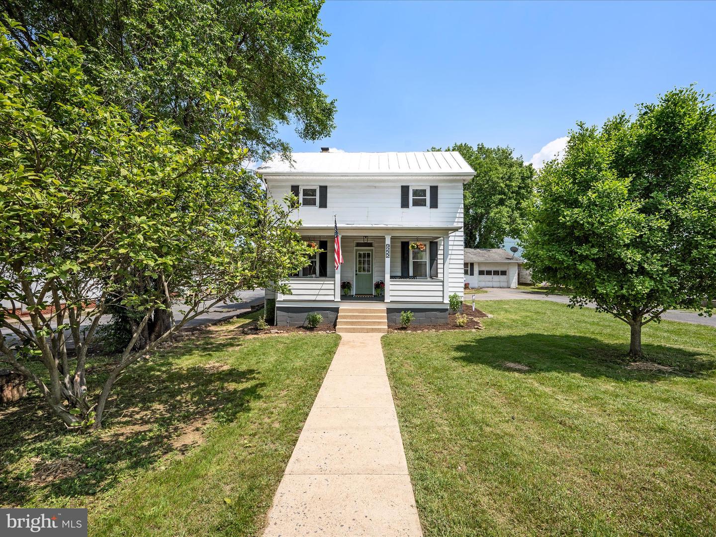9222 N CONGRESS ST, NEW MARKET, Virginia 22844, 4 Bedrooms Bedrooms, ,2 BathroomsBathrooms,Residential,For sale,9222 N CONGRESS ST,VASH2011720 MLS # VASH2011720