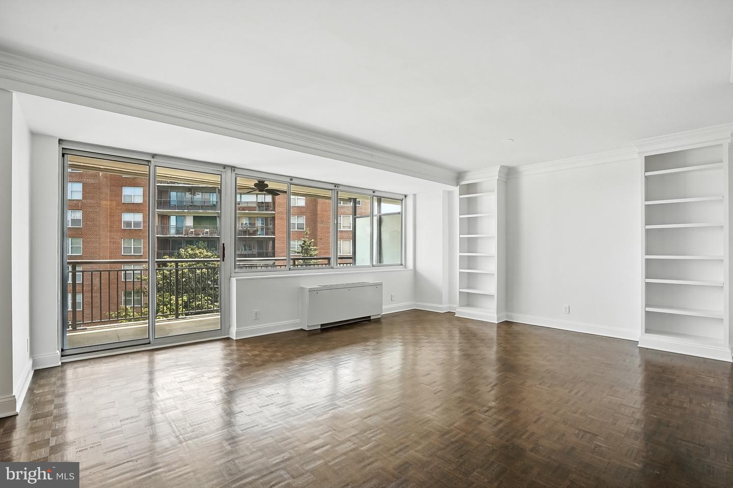 3900 WATSON PL NW #A-5H, WASHINGTON, District Of Columbia 20016, 2 Bedrooms Bedrooms, ,2 BathroomsBathrooms,Residential,For sale,3900 WATSON PL NW #A-5H,DCDC2207724 MLS # DCDC2207724
