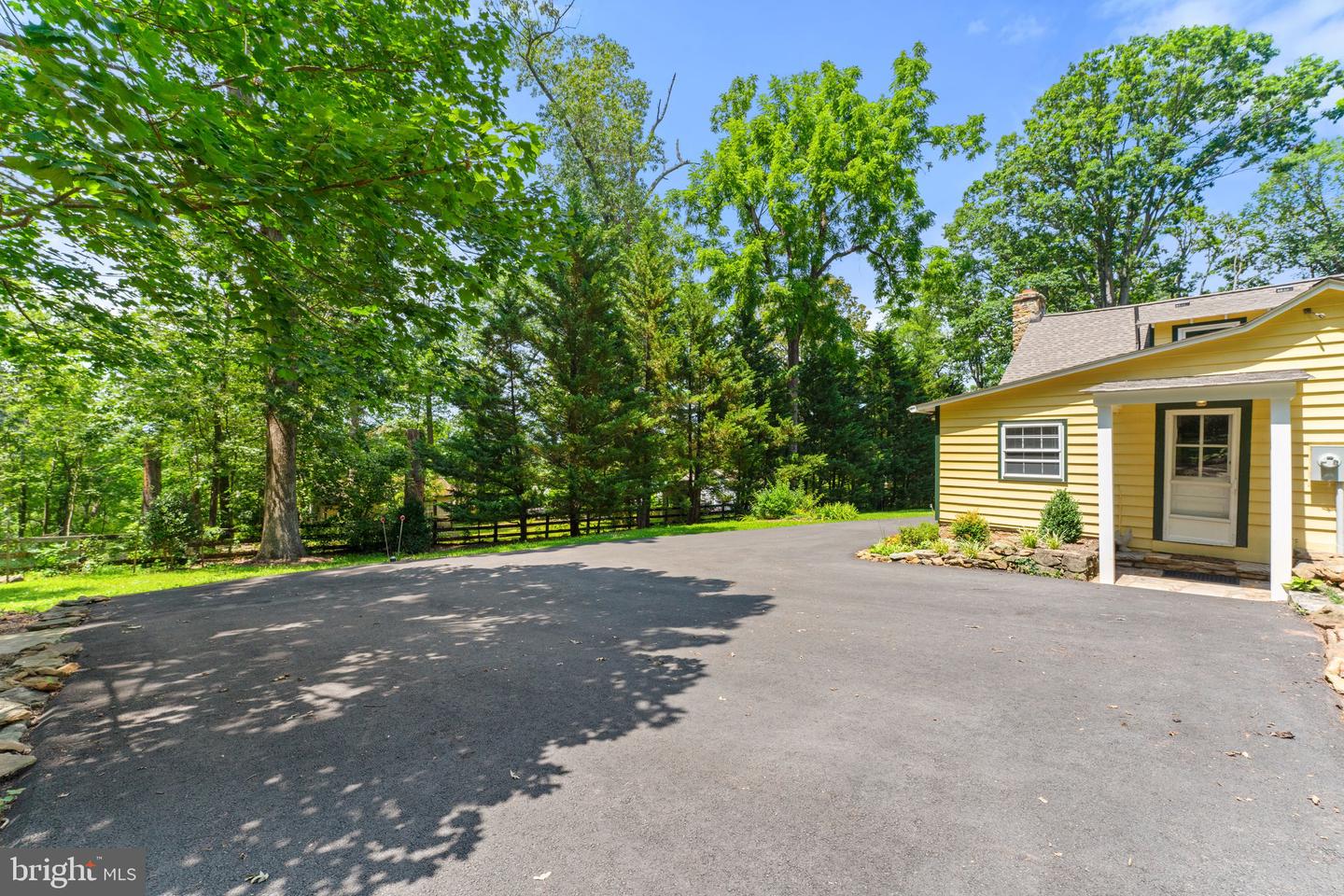 6441 MAIN ST, THE PLAINS, Virginia 20198, 3 Bedrooms Bedrooms, ,2 BathroomsBathrooms,Residential,For sale,6441 MAIN ST,VAFQ2017336 MLS # VAFQ2017336