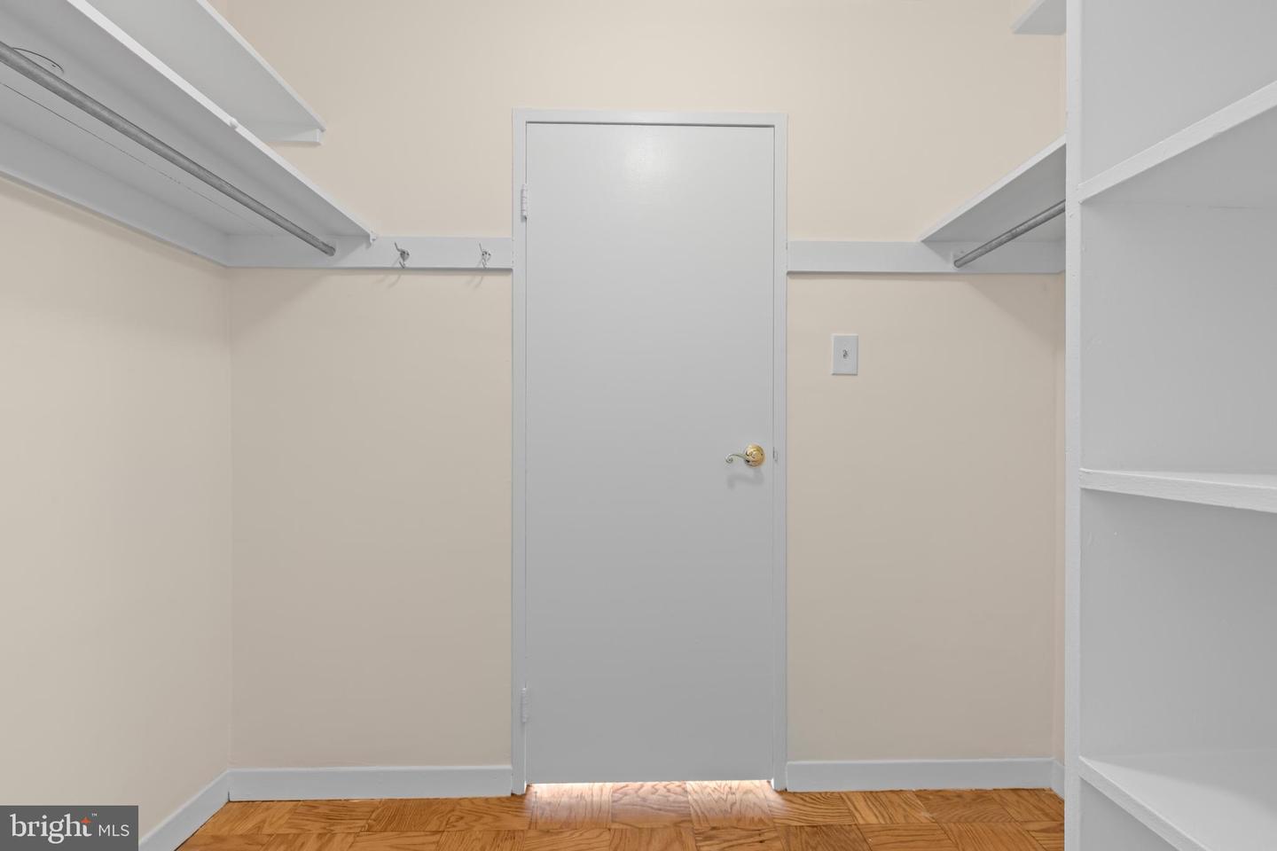 2829 CONNECTICUT AVE NW #512, WASHINGTON, District Of Columbia 20008, ,1 BathroomBathrooms,Residential,For sale,2829 CONNECTICUT AVE NW #512,DCDC2209214 MLS # DCDC2209214