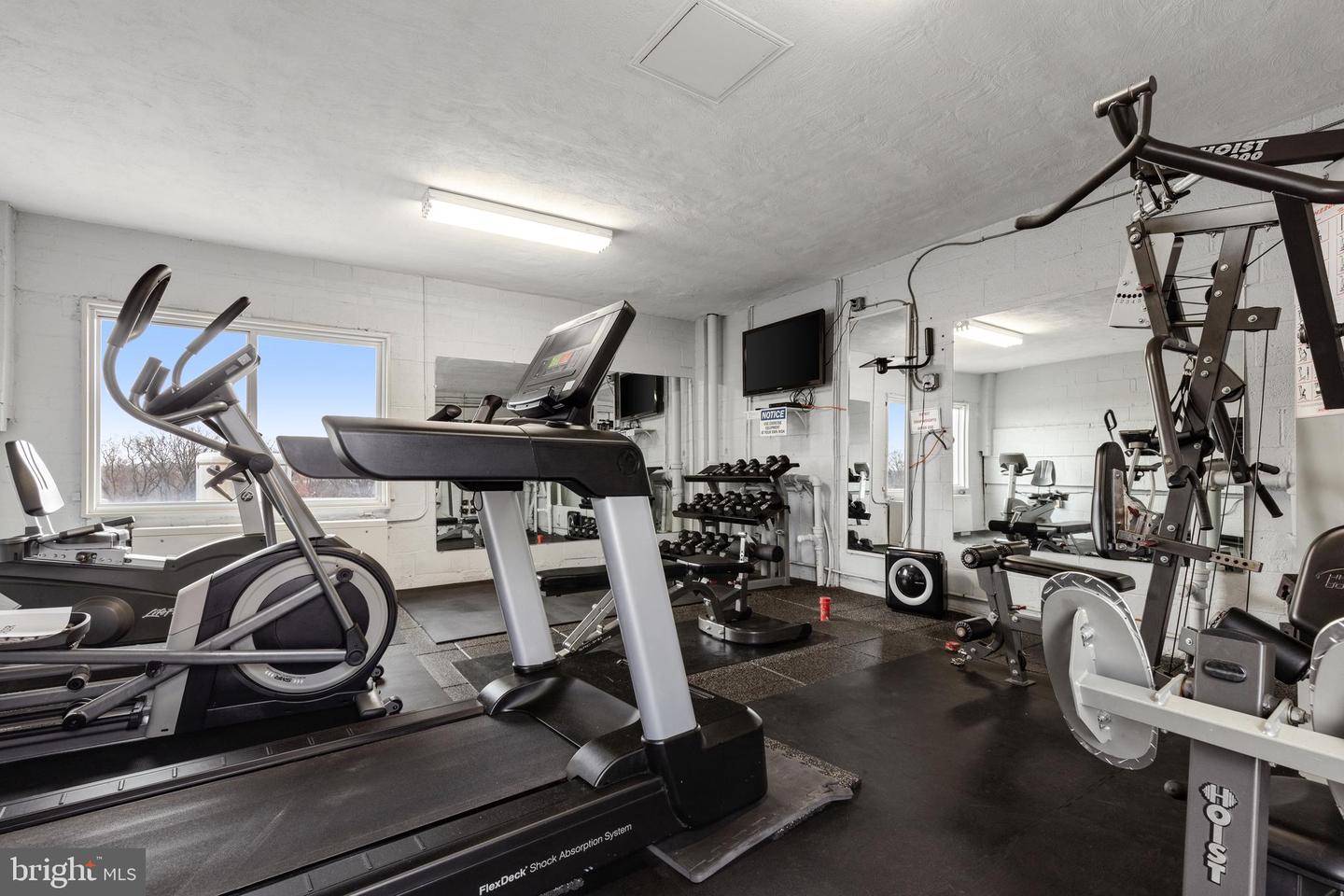 2829 CONNECTICUT AVE NW #512, WASHINGTON, District Of Columbia 20008, ,1 BathroomBathrooms,Residential,For sale,2829 CONNECTICUT AVE NW #512,DCDC2209214 MLS # DCDC2209214