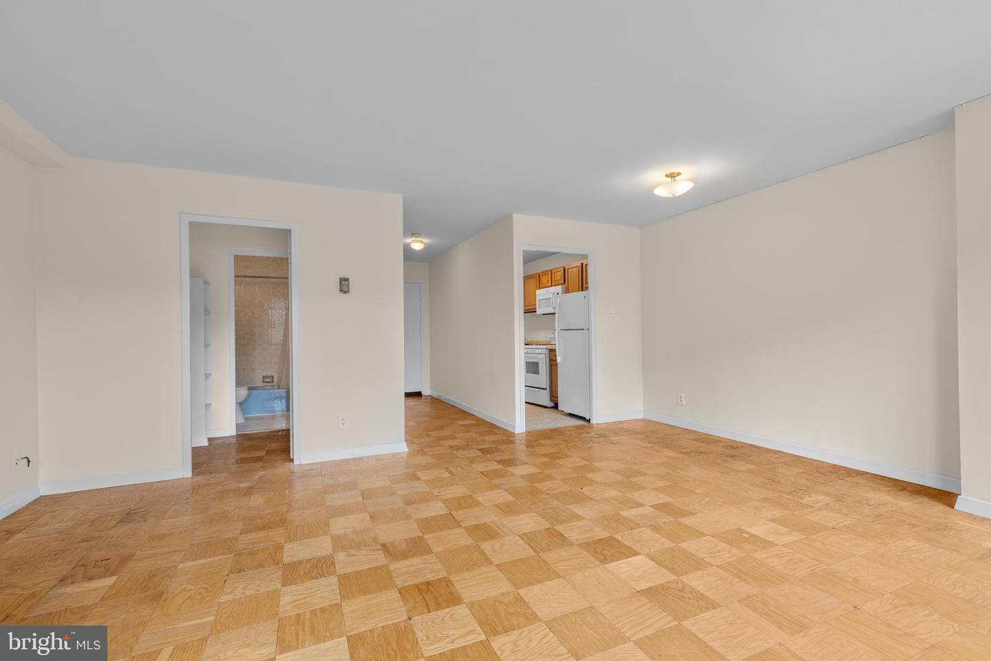2829 CONNECTICUT AVE NW #512, WASHINGTON, District Of Columbia 20008, ,1 BathroomBathrooms,Residential,For sale,2829 CONNECTICUT AVE NW #512,DCDC2209214 MLS # DCDC2209214
